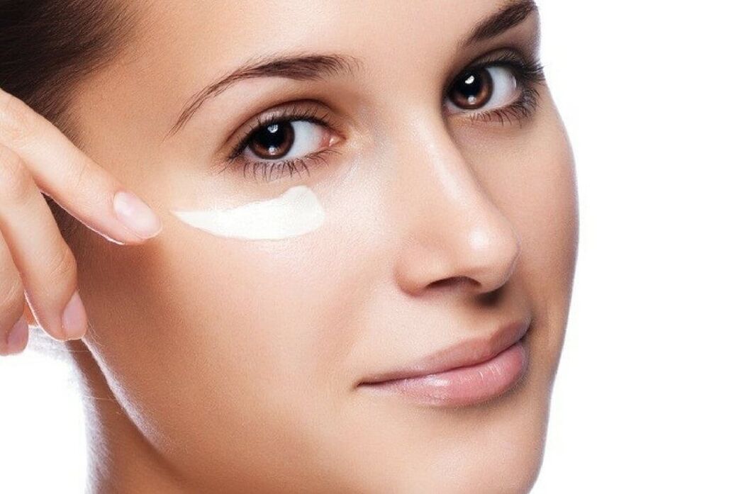 Masken um die Augen